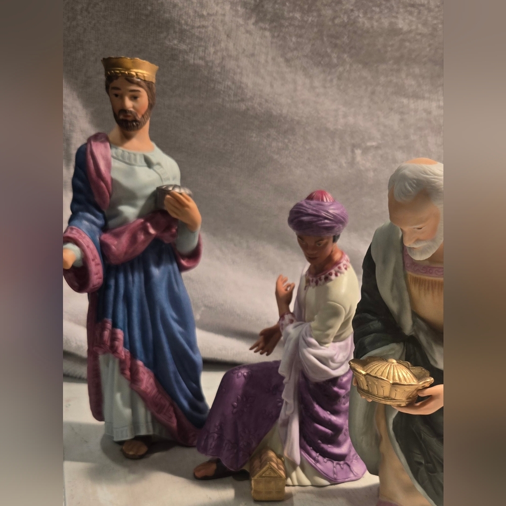 Lenox renaissance negativity, three kings